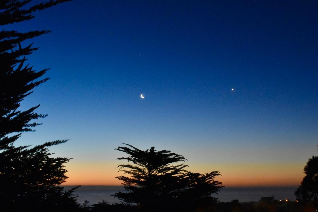 ---- Escapada De Lujo Para Dos ---- Casa Boutique Privada - Vistas Al Oceano - Parrilla Y Fogon En Quincho Privado - Insumos Desayuno - Tu Estadia Incluye Gratis 1 Sesion De Hidromasaje & Cromoterapia Bajo Las Estrellas En Jacuzzi Privado (Adults Onl Pichilemu Ngoại thất bức ảnh