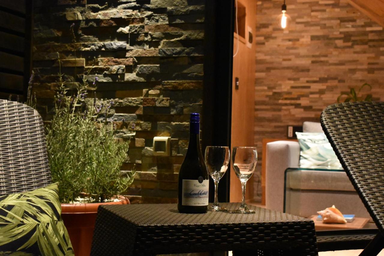 ---- Escapada De Lujo Para Dos ---- Casa Boutique Privada - Vistas Al Oceano - Parrilla Y Fogon En Quincho Privado - Insumos Desayuno - Tu Estadia Incluye Gratis 1 Sesion De Hidromasaje & Cromoterapia Bajo Las Estrellas En Jacuzzi Privado (Adults Onl Pichilemu Ngoại thất bức ảnh